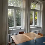 Villa Design Uckermark Mit Riesigem Garten