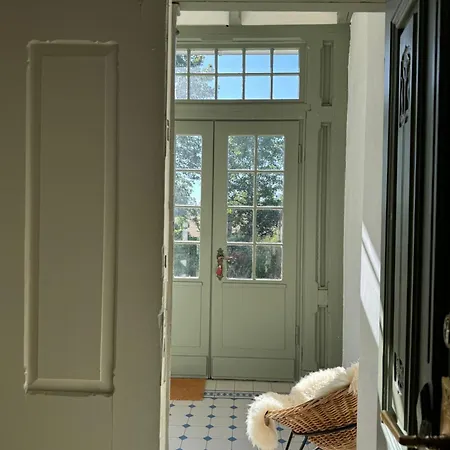 Villa Design Uckermark Mit Riesigem Garten